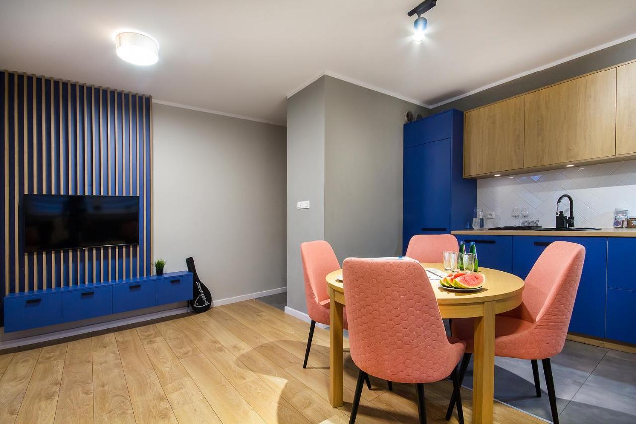 W&K Apartments - Blue Suite - Faktura Vat, Parking Кошалин Экстерьер фото