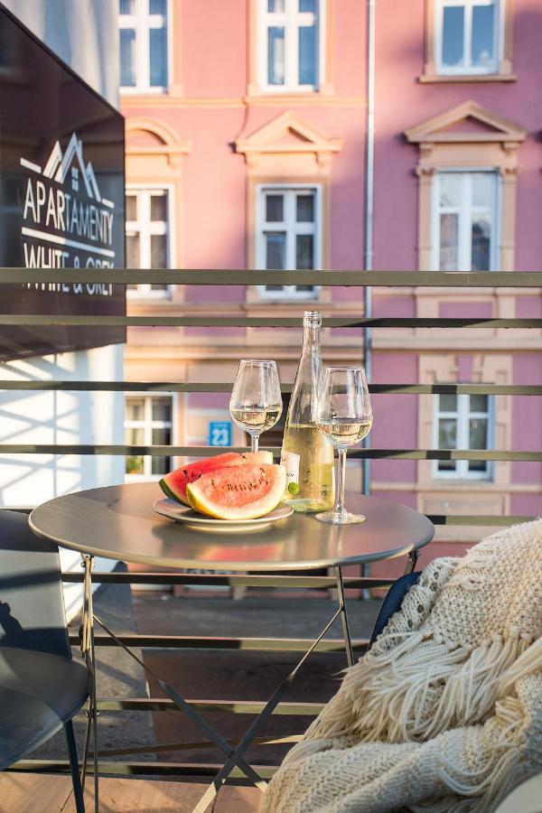 W&K Apartments - Blue Suite - Faktura Vat, Parking Кошалин Экстерьер фото